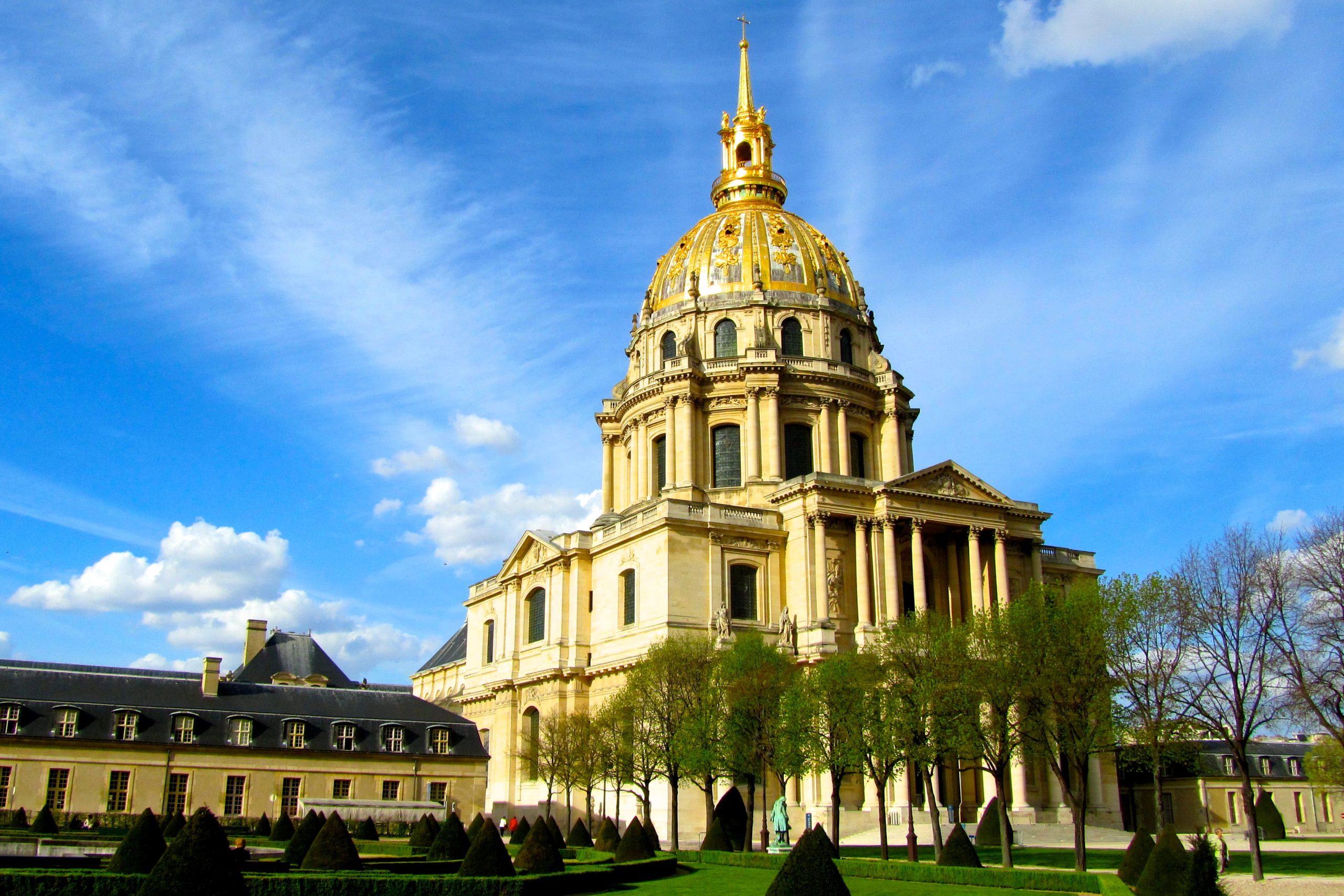 Saint-Louis des Invalides Cathedral – Tomb of Napoléon